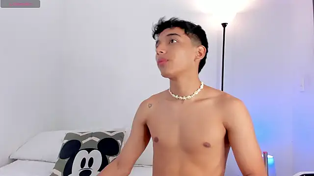 Snapshot of mike_tylor01 chatting on October 2025 02:46:02 PM mike tylor01 online show from October 2025 02:46:02 PM