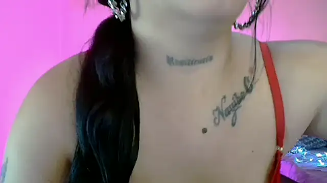 Snapshot of pocahonta89 chatting on March 2025 10:05:02 PM pocahonta89 online show from March 2025 10:05:02 PM