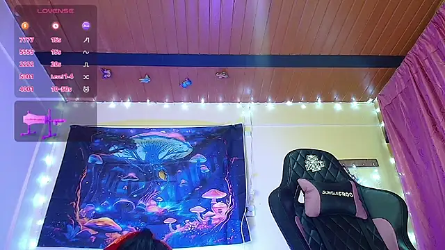 Snapshot of pocahonta89 chatting on September 2025 02:27:02 AM pocahonta89 online show from September 2025 02:27:02 AM