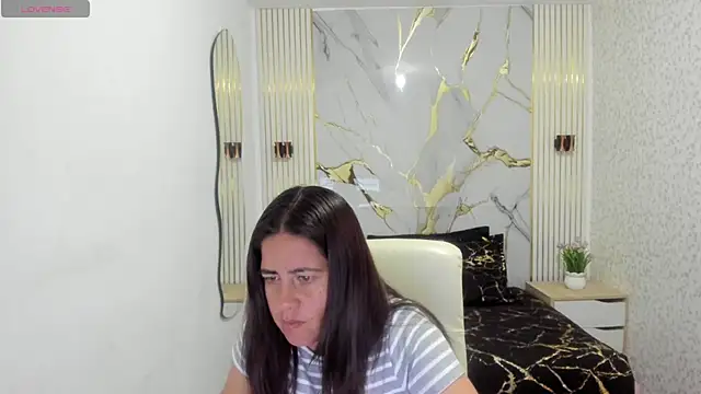 kathina giraldo online show from March 2026 12:55:01 PM