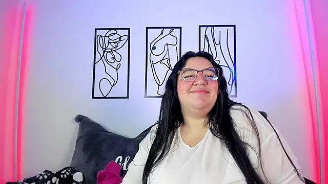 RubyPirsso18 online show from March 2025 07:05:01 PM