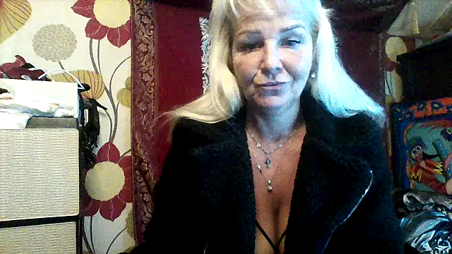 CassandraSandra44 online show from February 2026 08:02:01 AM