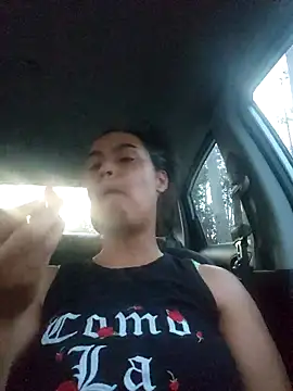 Snapshot of cinnaminnie chatting on March 2025 11:43:02 PM cinnaminnie online show from March 2025 11:43:02 PM