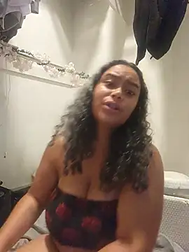 cinnaminnie online show from August 2026 05:34:02 PM