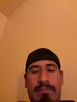 twohightwonut805 online show from January 2026 04:27:01 AM