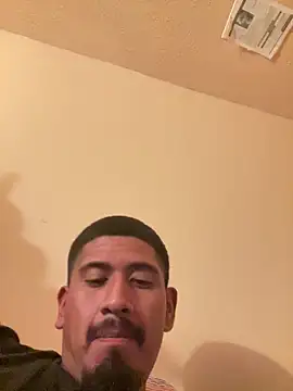 twohightwonut805 online show from February 2026 06:22:01 PM