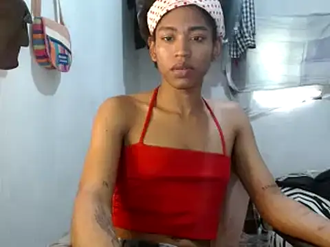 Snapshot of miriam775 chatting on December 2024 07:11:02 PM miriam775 online show from December 2024 07:11:02 PM