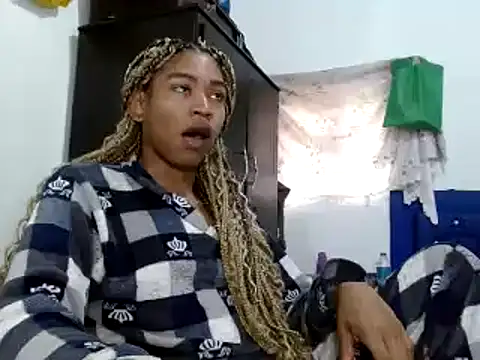 Snapshot of miriam775 chatting on December 2024 12:42:01 PM miriam775 online show from December 2024 12:42:01 PM