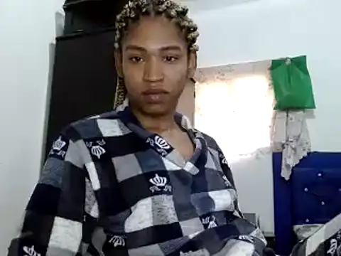 Snapshot of miriam775 chatting on January 2025 03:44:01 PM miriam775 online show from January 2025 03:44:01 PM