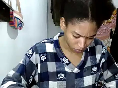 Snapshot of miriam775 chatting on March 2025 10:18:02 AM miriam775 online show from March 2025 10:18:02 AM