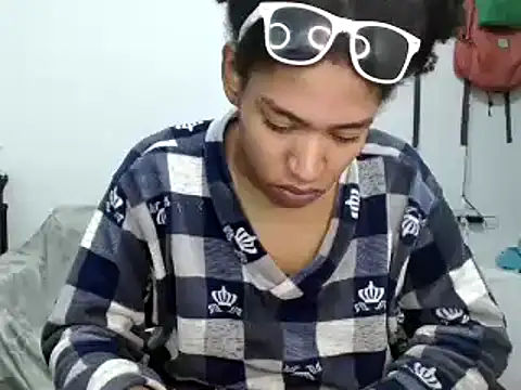 Snapshot of miriam775 chatting on September 2025 10:48:02 AM miriam775 online show from September 2025 10:48:02 AM