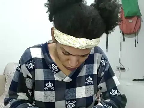 Snapshot of miriam775 chatting on September 2025 07:47:01 AM miriam775 online show from September 2025 07:47:01 AM