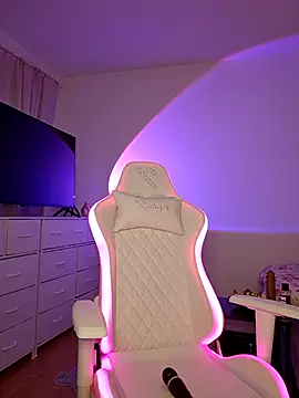 Jujuicy 97 online show from March 2026 04:07:02 AM