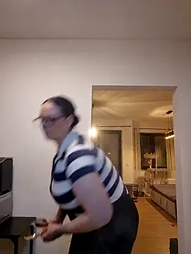 Jujuicy 97 online show from March 2026 06:45:02 PM