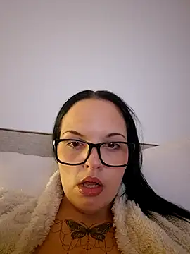 Jujuicy 97 online show from March 2026 06:07:01 PM