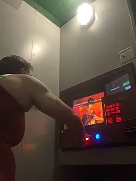stokeyd35 online show from September 2025 04:07:02 PM