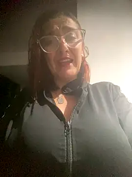 Snapshot of anastasia_and_jordan chatting on October 2025 10:10:01 AM anastasia and jordan online show from October 2025 10:10:01 AM