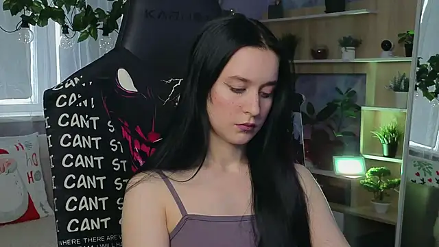 KiraLiLime online show from March 2025 12:02:02 PM