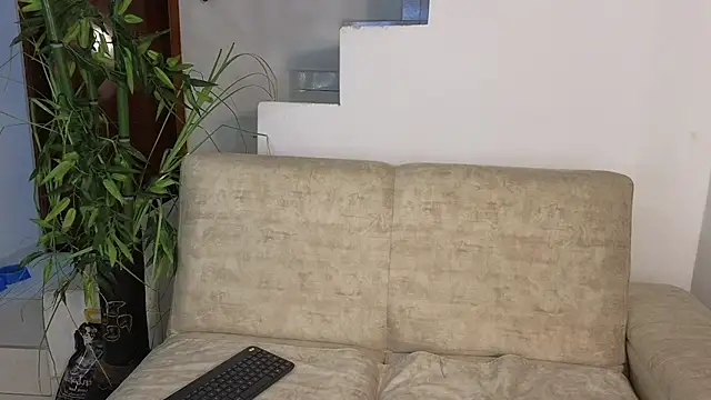 Snapshot of Lorenne_Miller chatting on September 2025 02:04:01 AM Lorenne Miller online show from September 2025 02:04:01 AM