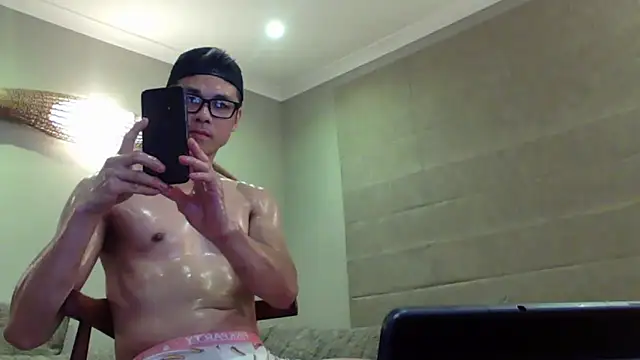Snapshot of Surfbod chatting on February 2025 09:43:01 AM Surfbod online show from February 2025 09:43:01 AM