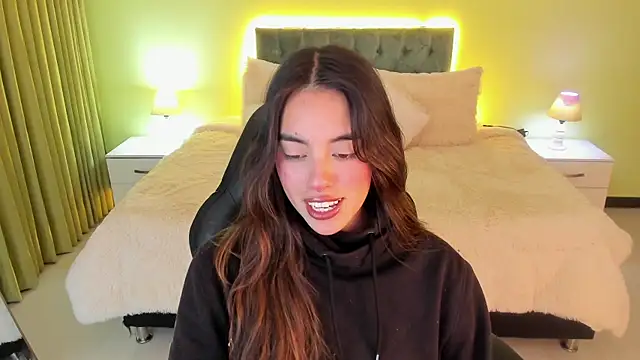  Charlotte evans 1 online show from November 2025 12:22:02 AM