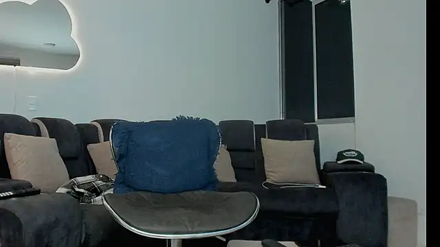 Snapshot of davis_alx1 chatting on March 2025 12:28:02 AM davis alx1 online show from March 2025 12:28:02 AM