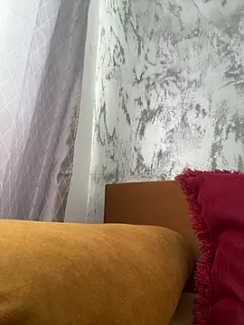 Snapshot of MayaMR chatting on January 2025 10:28:02 AM MayaMR online show from January 2025 10:28:02 AM