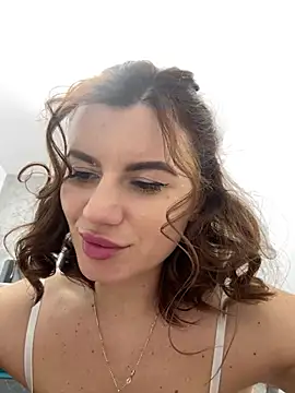 Snapshot of MayaMR chatting on February 2025 12:37:02 PM MayaMR online show from February 2025 12:37:02 PM