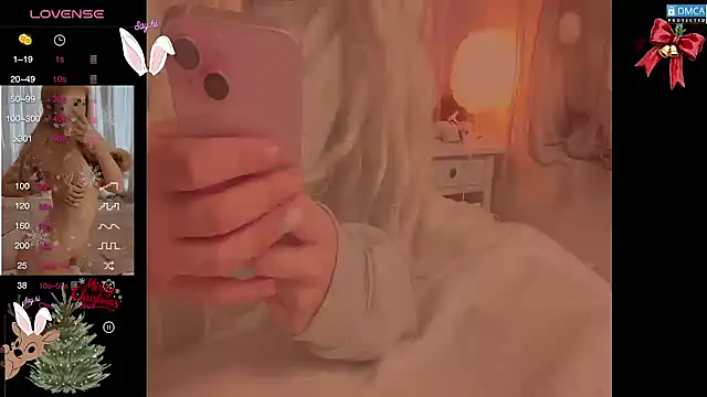 Blondecandie online show from January 2026 06:13:01 PM