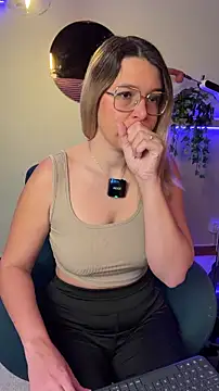 EmyLana online show from March 2026 08:17:01 AM