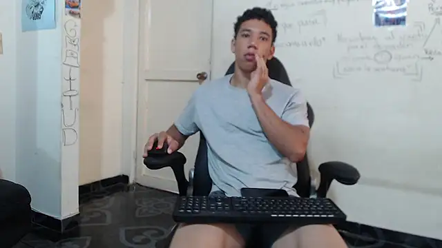 ethan noir online show from February 2026 02:38:01 PM