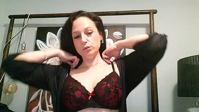 Audrey hotty online show from April 2026 01:03:01 AM