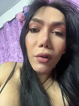 hellendollxxx online show from April 2026 09:39:01 PM