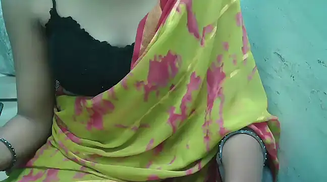 Honeyberose online show from March 2025 10:28:02 AM