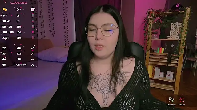 Arizonaa Muse online show from December 2025 03:48:01 AM