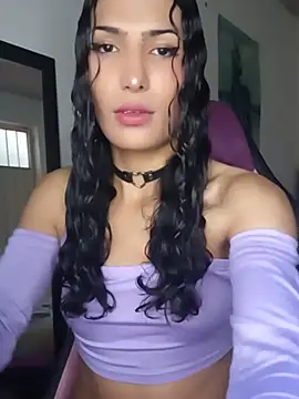 Lanna hott  online show from June 2026 08:57:02 PM