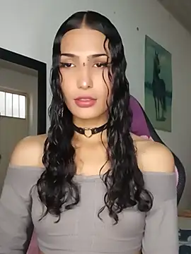 Lanna hott  online show from July 2026 06:03:02 PM