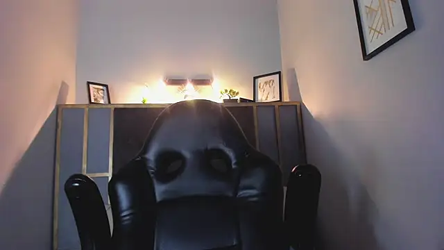 Valkiria ponce online show from January 2025 04:48:02 PM