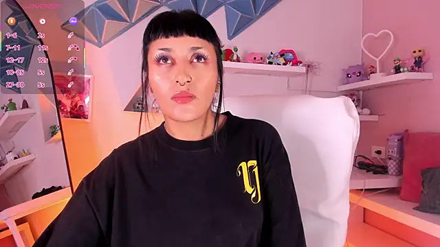 Snapshot of Valkiria_ponce chatting on July 2026 05:23:02 AM Valkiria ponce online show from July 2026 05:23:02 AM