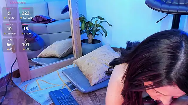 Snapshot of mrs_griseld_ chatting on January 2025 10:21:01 PM mrs griseld online show from January 2025 10:21:01 PM