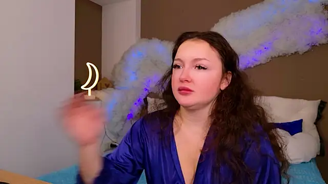 GloriNichols online show from November 2025 06:45:02 AM