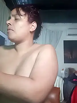 Snapshot of Kyara_Queen chatting on November 2025 05:57:01 PM Kyara Queen online show from November 2025 05:57:01 PM