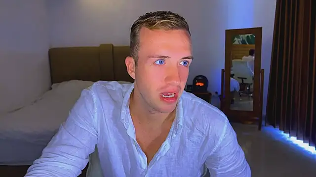 tommy cumfinger online show from April 2026 12:39:01 AM