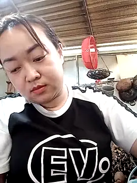 VyOanh2K online show from March 2025 02:57:02 AM