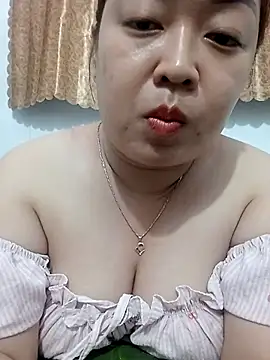 VyOanh2K online show from December 2025 03:41:02 PM