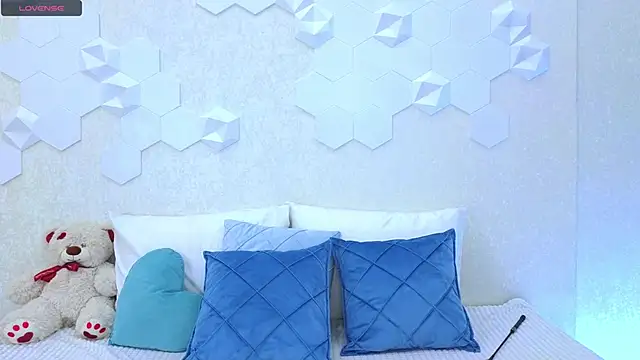 Lynna Sparks online show from February 2025 03:57:02 AM