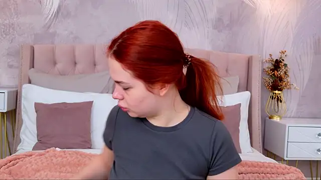 Snapshot of DeniseReese chatting on November 2025 02:56:02 AM DeniseReese online show from November 2025 02:56:02 AM