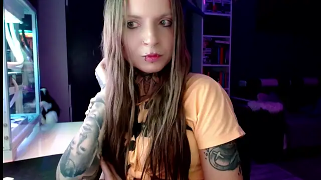 Snapshot of InesGold chatting on March 2025 07:12:01 PM InesGold online show from March 2025 07:12:01 PM