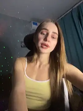 GraceTorrez online show from November 2025 07:25:02 PM