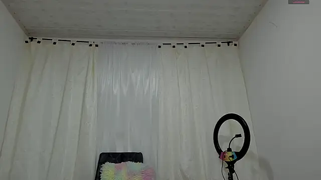 Abbyjonhson   online show from July 2026 06:15:02 PM